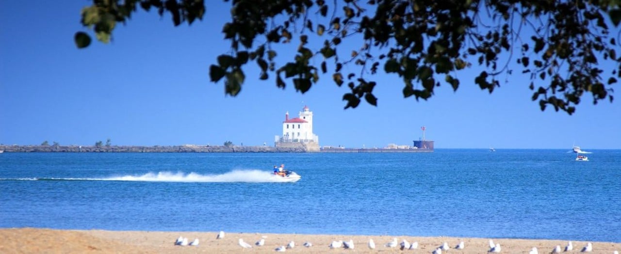 Fairport Harbor
Distance: 4 hours
Off the shores of Lake Erie, this charming harbor town boasts one of the most beautiful public beaches in the state. Visit the historic Marine Museum and Lighthouse, grab lunch at one of the many beachside restaurants and explore the quaint shops before heading out on the water. With boating ramps, a fishing pier, several marinas, plenty of public swimming area and canoe/kayak access, Fairport Harbour offers endless opportunities for recreation.