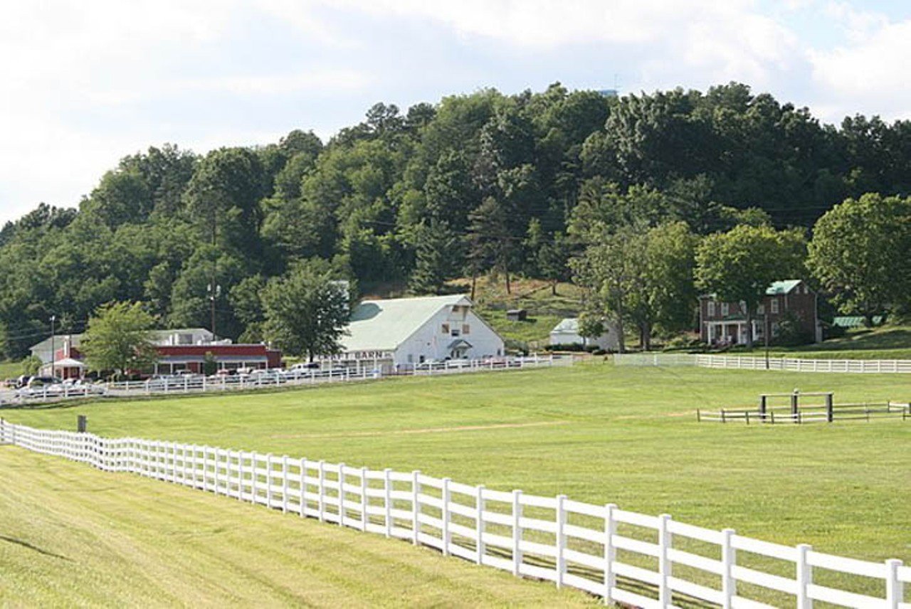 Rio Grande, REYE oh GRAND
This Ohio village is nothing similar to the Rio Grande River that lies between the U.S. and Mexico &#151; not even in pronunciation. However, it does have Hispanic ties after being named to commemorate the Mexican-American war in 1846-1848. 
Photo: Vbofficial via Wikimedia Commons