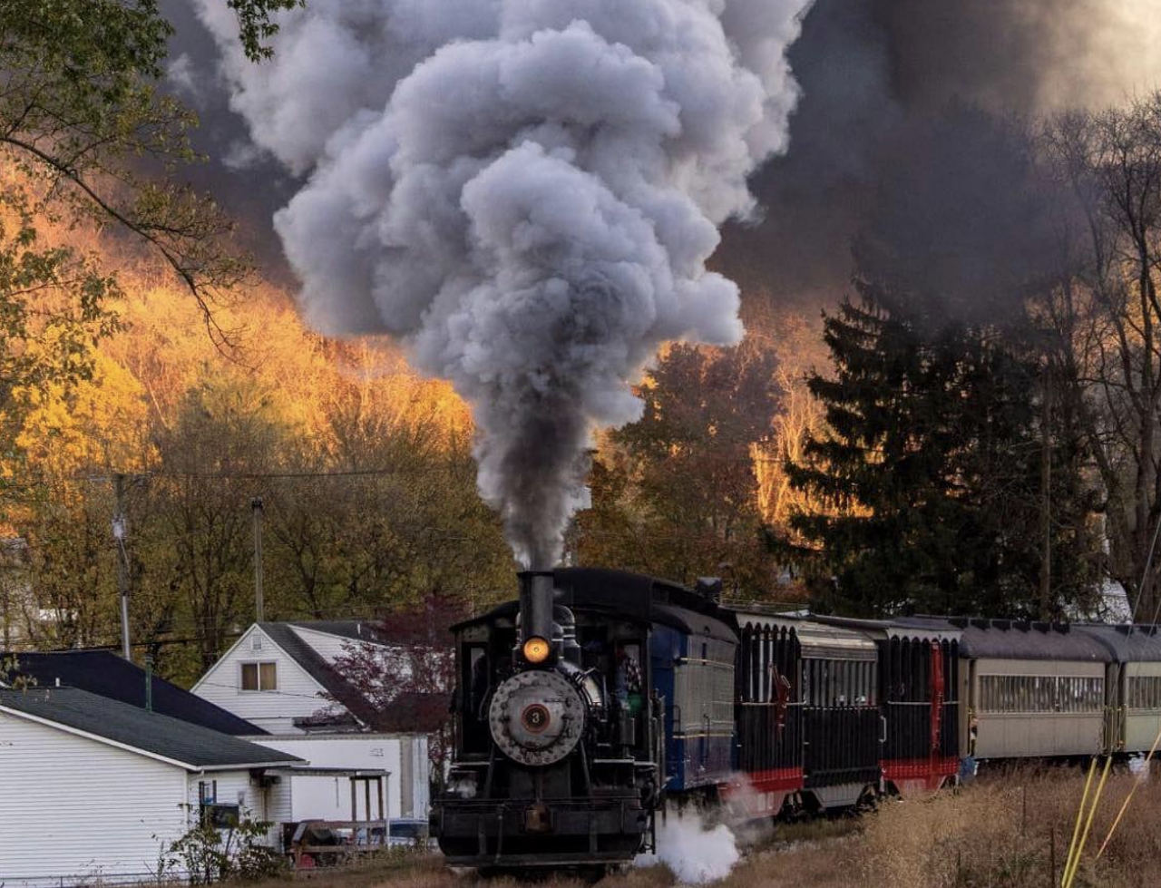 Enjoy A Fall Train Ride 
There are several spots that offer seasonal train rides around the city. The Lebanon Mason Monroe Railroad has the Pumpkin Patch Express that takes kiddos (or anyone of any age) out to a pumpkin patch where they can pick the perfect jack-o-lantern pumpkin. If you’re willing to drive a bit, the Hocking Valley Scenic Railway hosts a Fall Foliage ride where you can see the changing of the leaves.