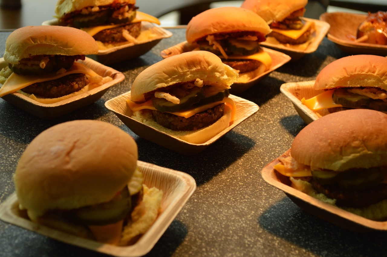 Glier's Goetta Sliders
Glier’s original goetta, topped with American cheese, crispy onions, pickles and habanero hot pepper bacon jam and served on potato slider rolls. Try them at Food Bar locations in Sections 129 and 415.