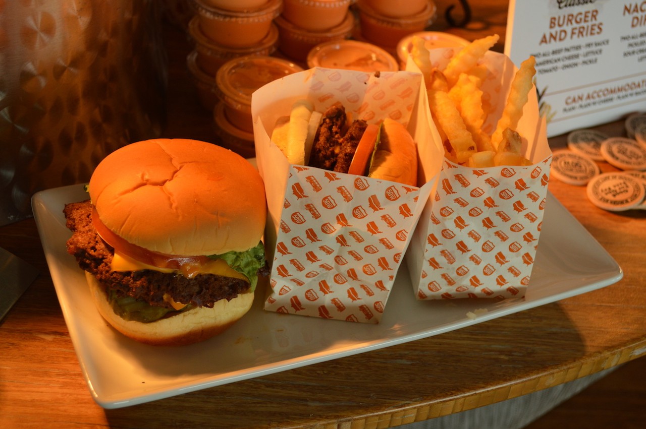 Fifty West Loaded Bases Nacho Burger
A double smash burger with lettuce, cheese and tomato, served with a side of nacho cheese sauce for dipping in a Reds souvenir helmet. Get it at the Fifty West Stand in Section 129.