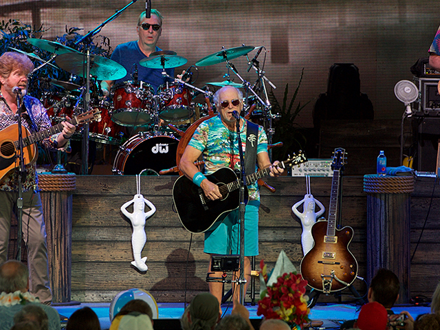 Jimmy Buffett at Riverbend Music Center in 2019