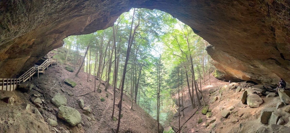 Whispering Cave Trail in Hocking Hills State Park