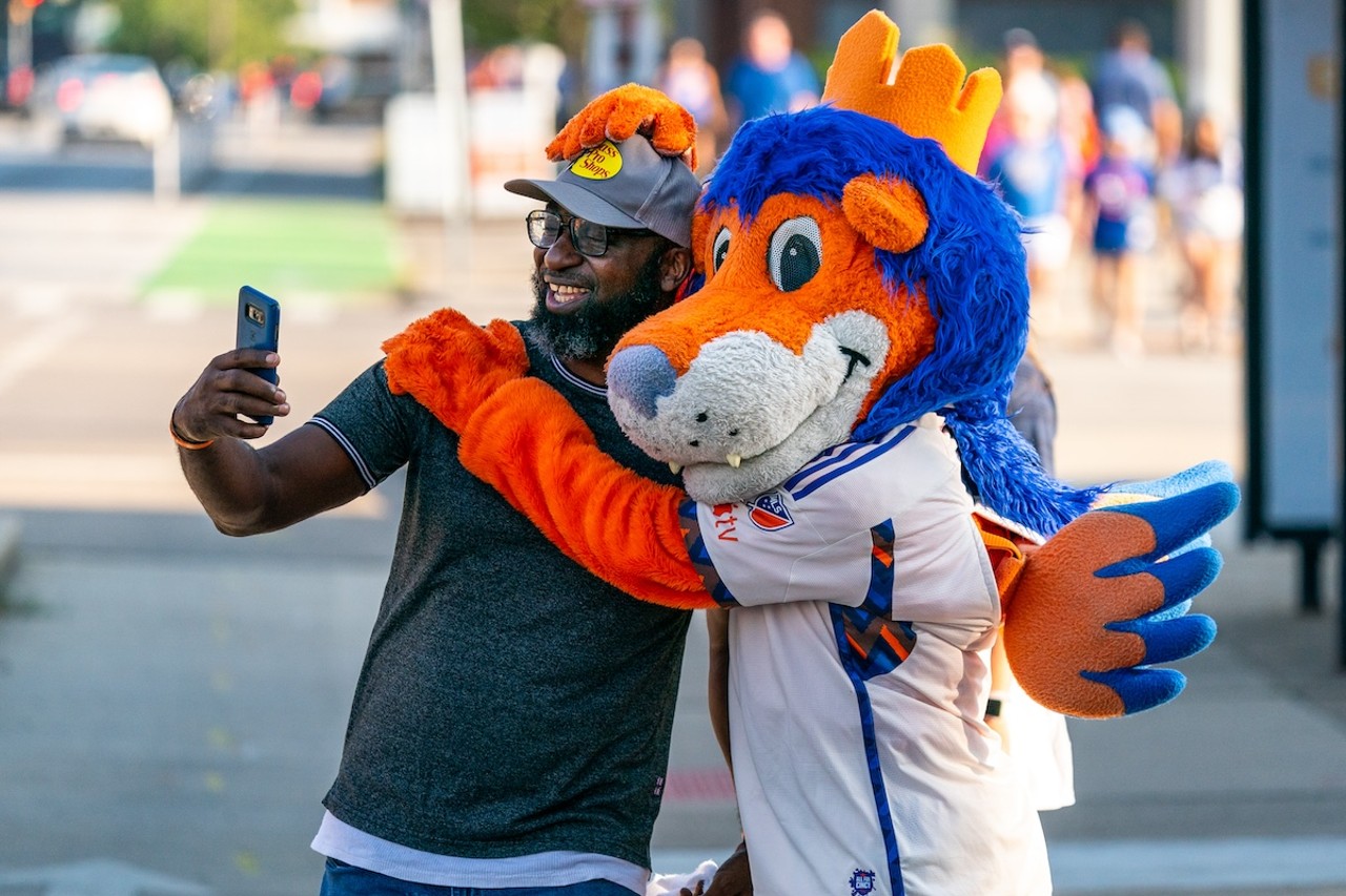 Fans take pictures with FC Cincinnati mascot "Gary" ahead of Leagues Cup match | FC Cincinnati vs. NYCFC | Aug. 5, 2024