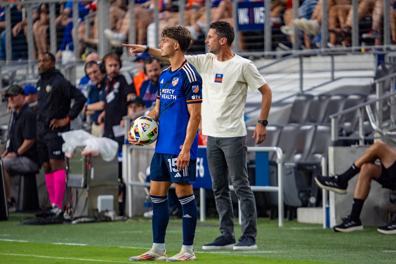 FC Cincinnati coach Pat Noonan signals to his players | FC Cincinnati vs. Chicago Fire | July 17, 2024