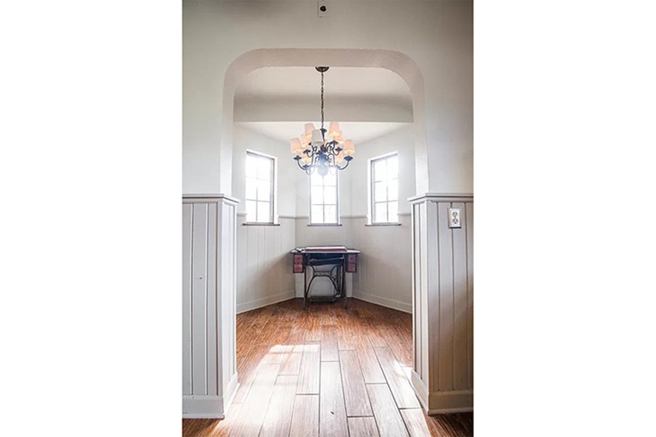 The Vintage Bathrooms in This College Hill Tudor Are a Pastel Dream